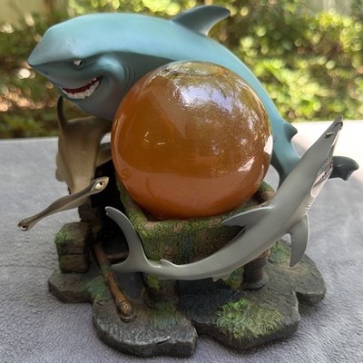 Disney Store Pixar Finding Nemo Snow Globe Retired READ Marlon Dory Nemo