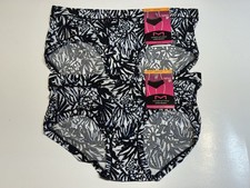 NWT 2 Pairs Maidenform Comfort Devotion Hipster Panties Size S 5 DMULHP