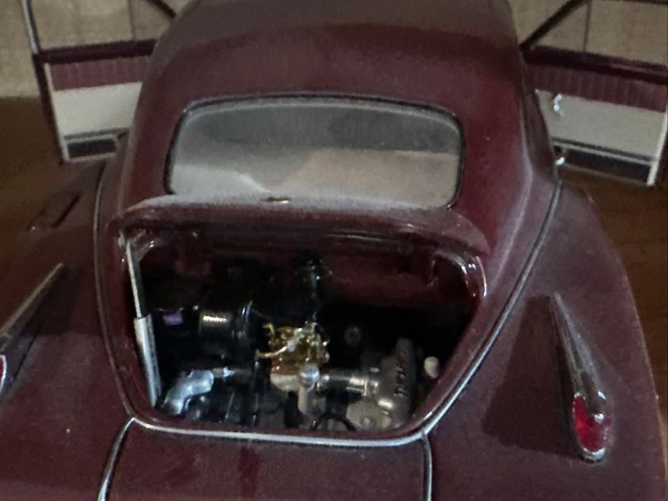 Danbury Mint 1948 Tucker Tin Goose 1/24 Diecast Scale No Box - Image 2 of 4