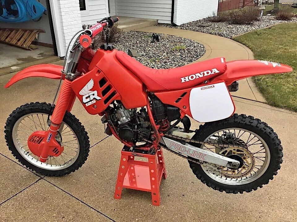 1988 Honda CR125R Is a Classic Bantamweight Warrior