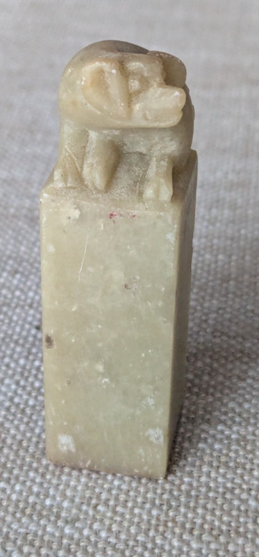 VTG Chinese Soapstone Seal Stamp "Angry Dog" 2,5'' tall with box