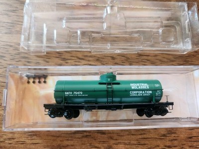 Micro-Trains 39' Single Dome Tank Car Industrial  Molasses Co Item #065 00 246