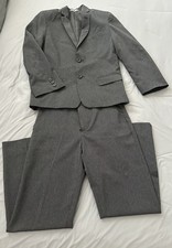VAN HEUSEN Boys 2 Piece Grey Striped Suit- NWOT -New- 12