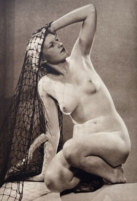 Aktstudie ''Treibgut'' 1940 von Yvonne Gregory 1889-1970