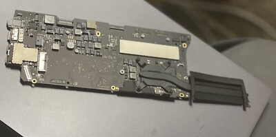 Apple 13'' MacBook Pro Retina Logic Board  2.9Ghz i7 8 Ram / Early 2015 / A1502