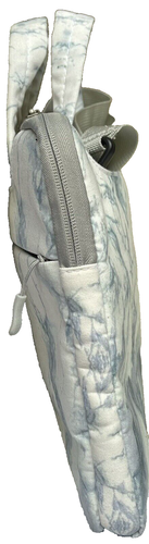 padded laptop bag white & tie dye print 13"x9.5"x1" top handles & strap used - Picture 10 of 12