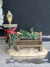 Suzi Skoglund Blossom Bucket Xmas Winter Park Bench Lamppost Greenery Figurine
