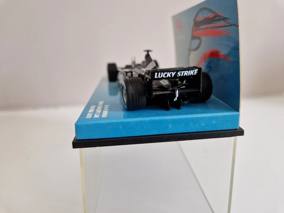 Minichamps 1/43 Lucky Strike BAR Honda 005 T. Sato - Concept Car 2004 - Immagine 4 di 4