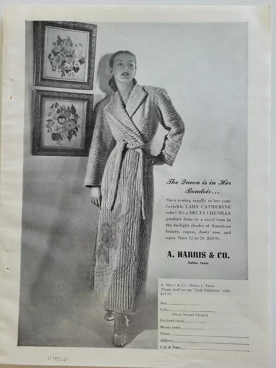 1945 women's Lady Catherine chenille bath robe vintage fashiin lingerie ad