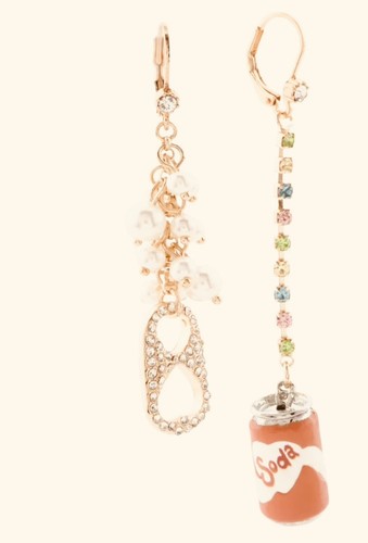 Authentische Betsey Johnson nicht übereinstimmende Strass Ohrringe Soda Dose & Pop Top, Neu mit Etikett - Bild 2 von 13