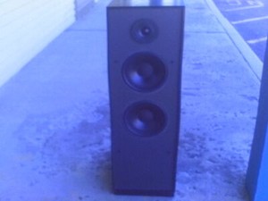 stereo floor speakers