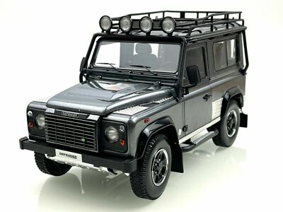 ランドローバー　イヴォーグ　1/18 s-l400.jpg