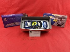 NIB Action Collectables 1:24 Diecast Jimmie Johnson 48 Lowe  s 2002 Monte Carlo