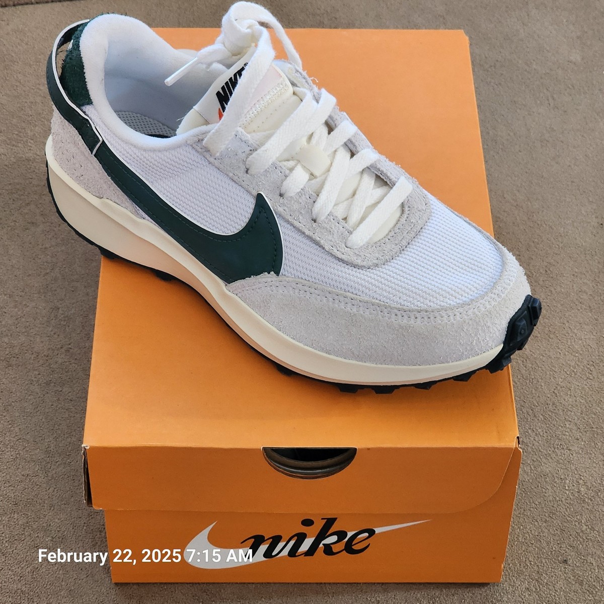 Nike Shoes Womens Size 6 Waffle Debut Vintage White/Vintage Green