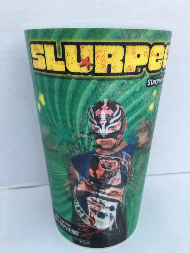 WWE 7 ELEVEN 2010 3D Slurpee Summer Slam Rey Mysterio firmado Foto 4 de 4