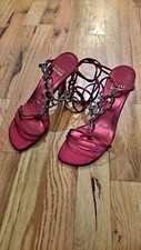 Stuart Weitzman satin crystal heels size 5.5