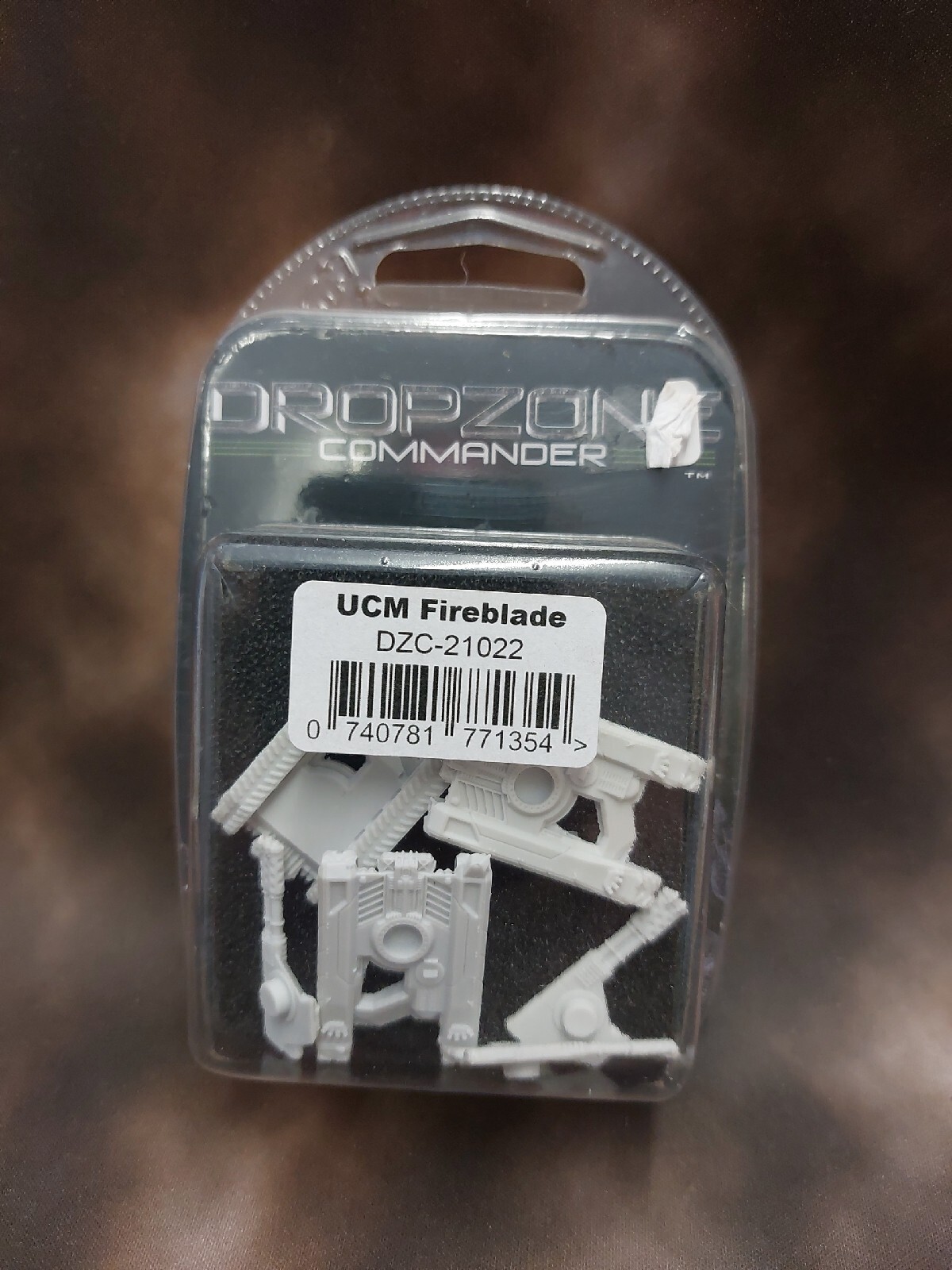 HAWK WARGAMES DROPZONE COMMANDER UCM FIREBLADE X3 BNIB