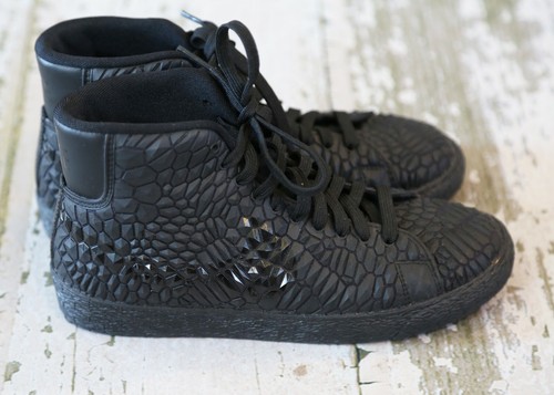 NIKE Women's Blazer Mid Black DMB Shoes 807455-001 Textured Size US 6 EUR 36.5 - Picture 2 of 4