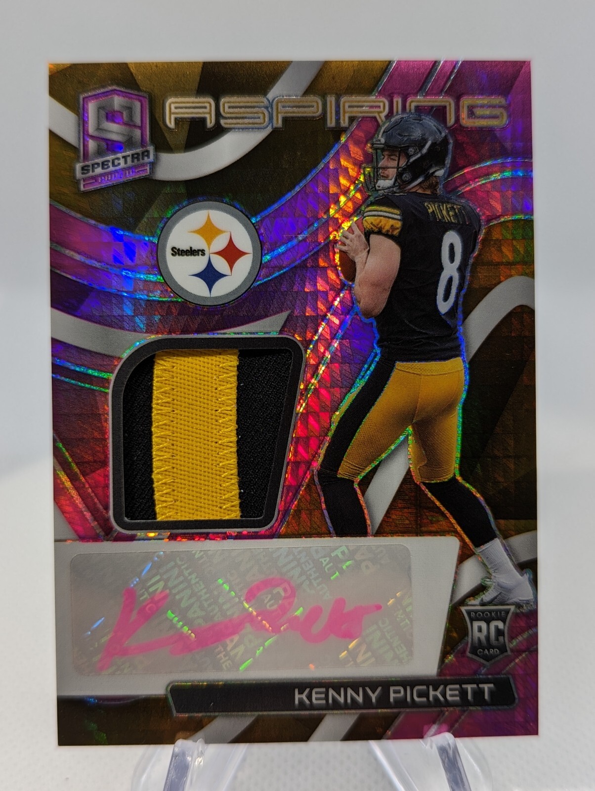 🔥Kenny Pickett 2022 Spectra Rookie Patch Autograph RPA Neon Pink /25 RC🔥