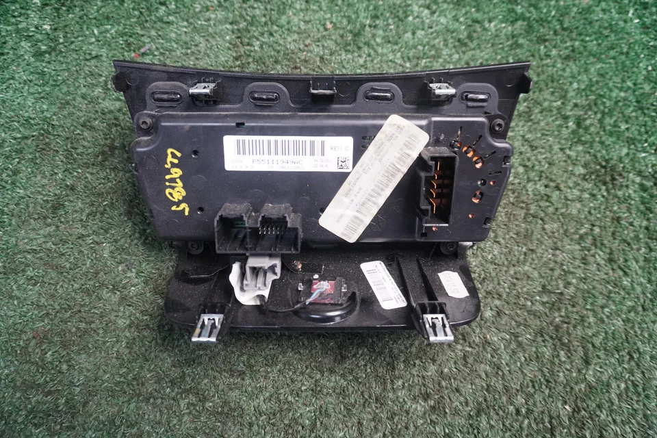 2011 2012 2013 2014 DODGE AVENGER TEMPERATURA AC controle OEM P55111949AC - Imagem 2 de 4