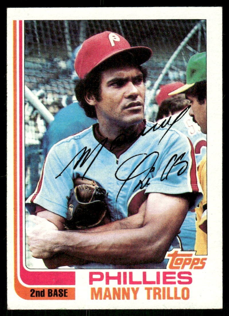 1982 Topps #220 Manny Trillo Philadelphia Phillies baseball card