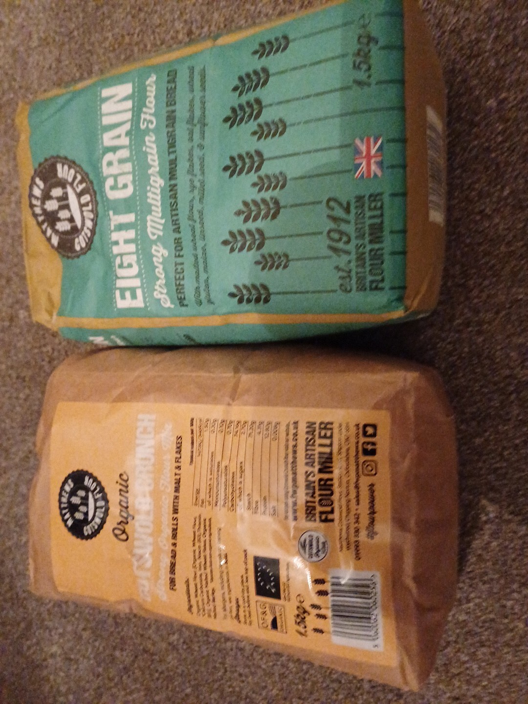 Lakeland Bread maker Plus Model 17892 with Electronic Detachable Scales