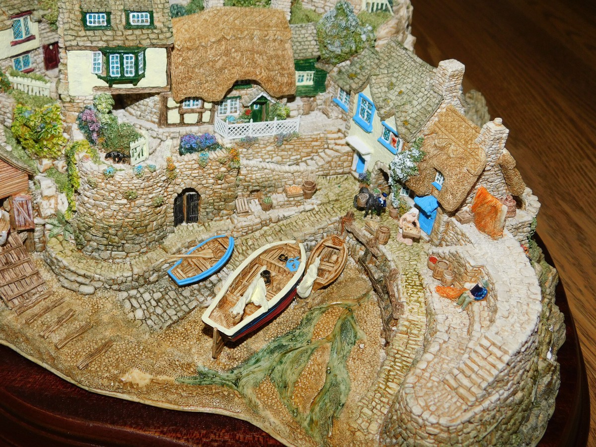Lilliput Lane　リリパット・レーン　PLAY TIME Lilliput Lane PLAYTIME 1999 Boxed Vintage Collectible *I