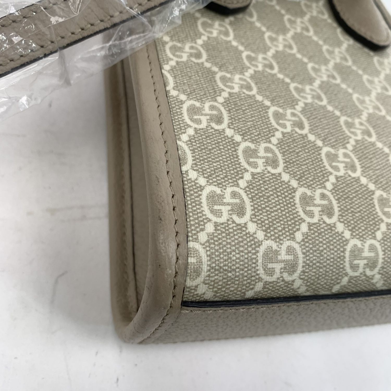 Gucci Interlocking G Patch Tote Canvas Coating GG… - image 6