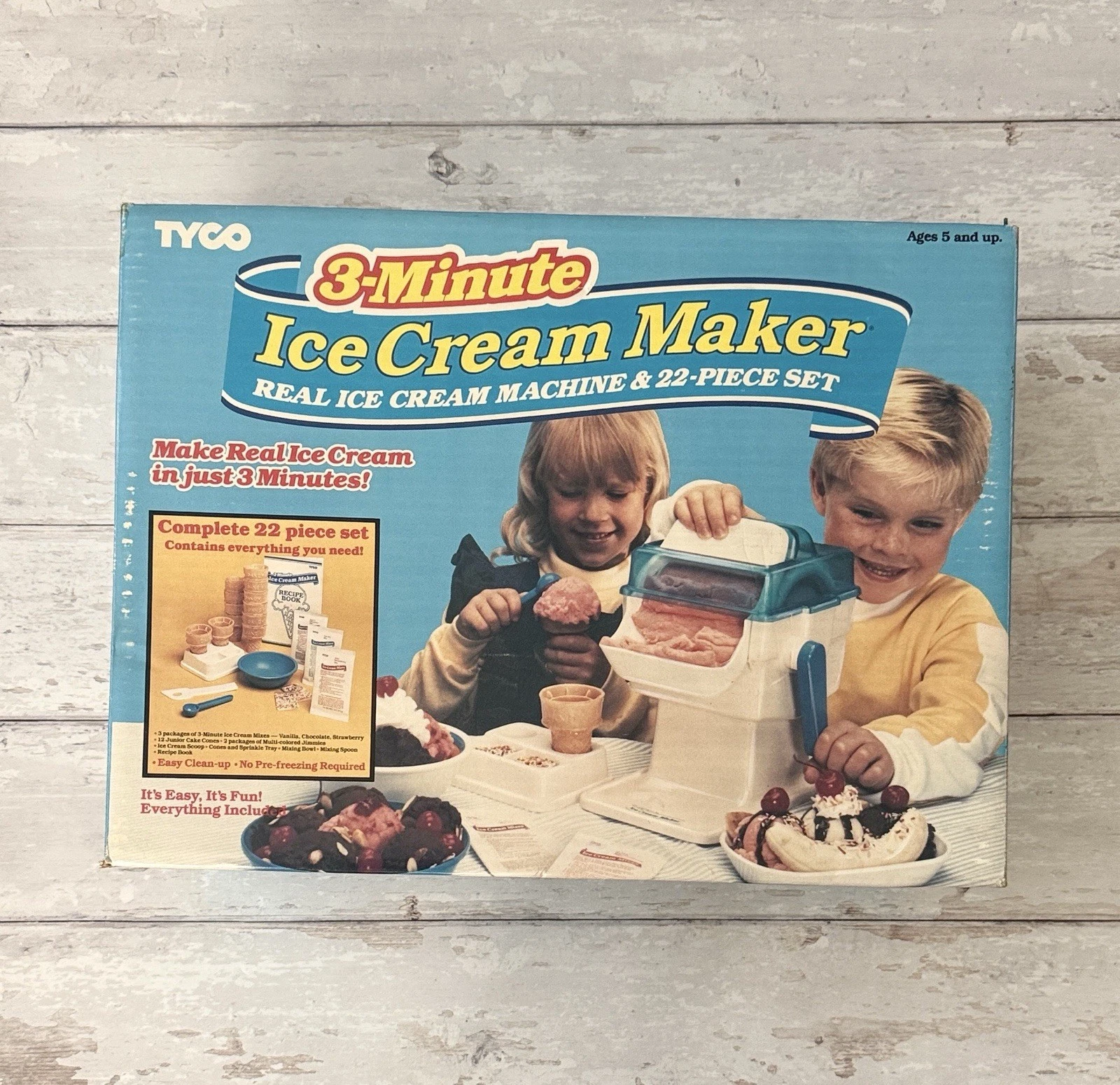 Vintage TYCO 3-Minute Ice Cream Maker (No. 3115) & Accessories