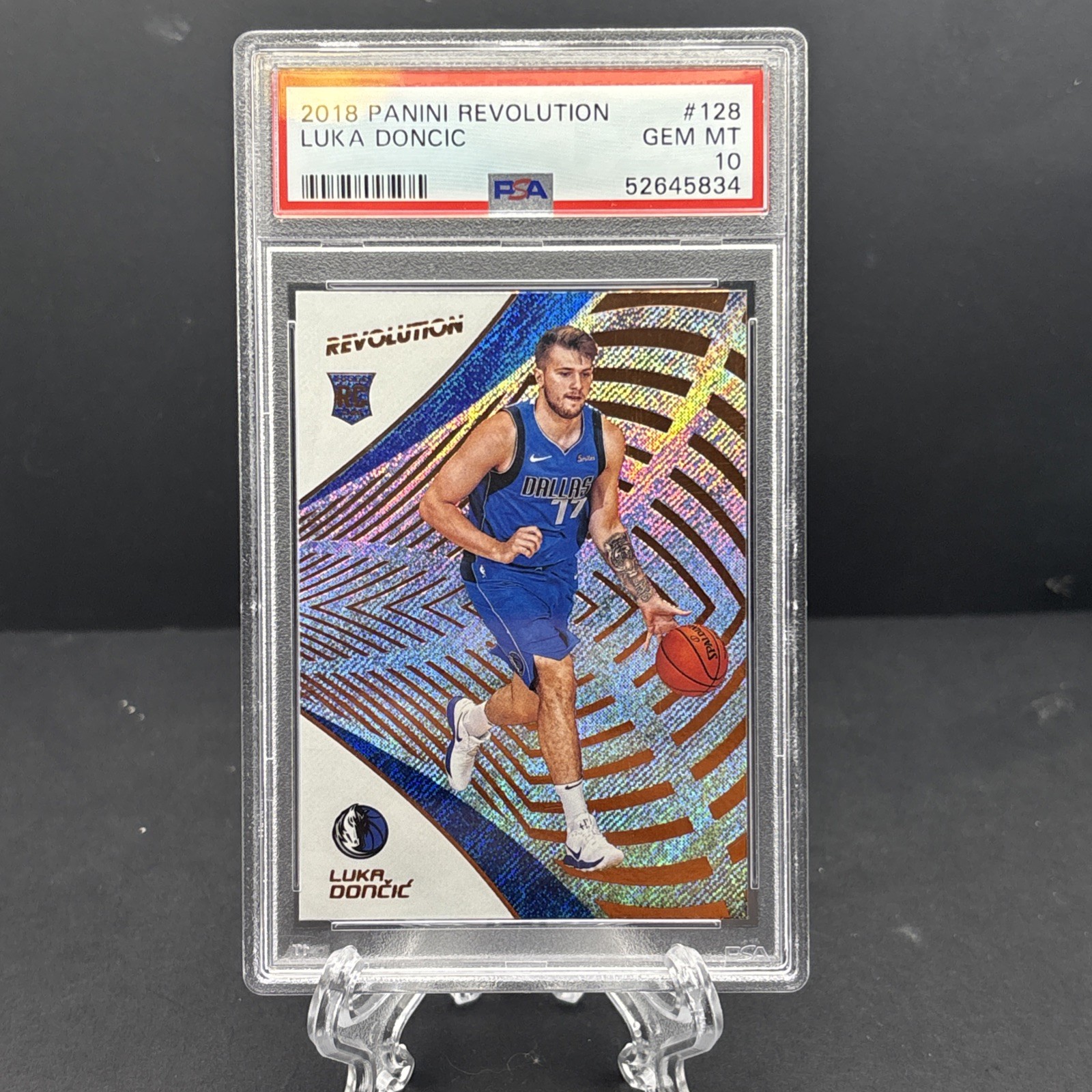 Panini 2018-19 Revolution Luka Dončić RC #128 PSA 10 Gem Mint Mavericks