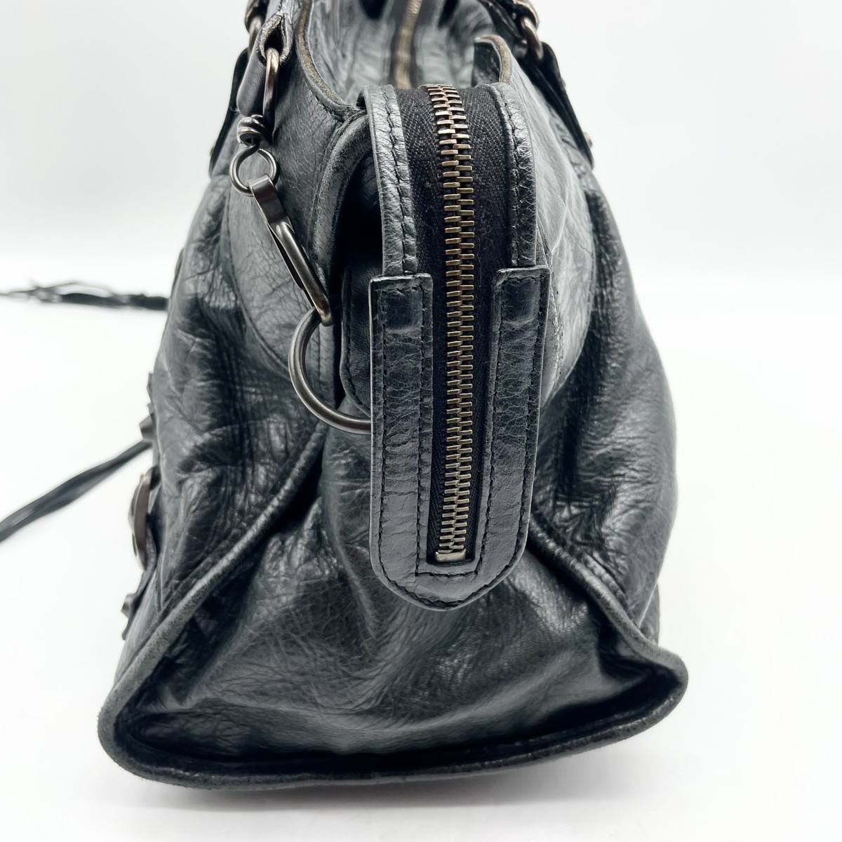 良品 BALENCIAGA Y2K バッグ ハンドバッグ ザ シティ レザー Trend Alert The Balenciaga Le City Bag is back on every cool