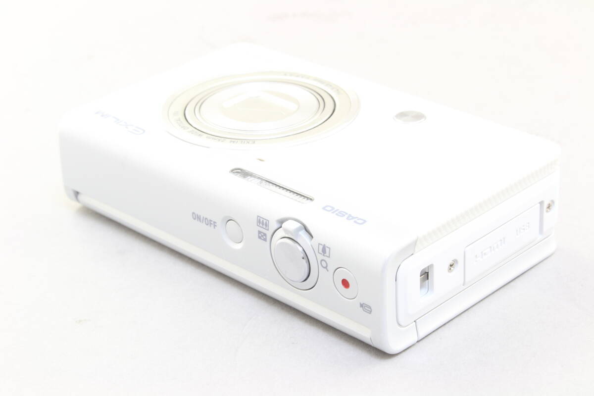 CASIO EXILIM EX-ZR60 white English Language compact digital CASIO EXILIM EX-ZR60 white English Language compact digital