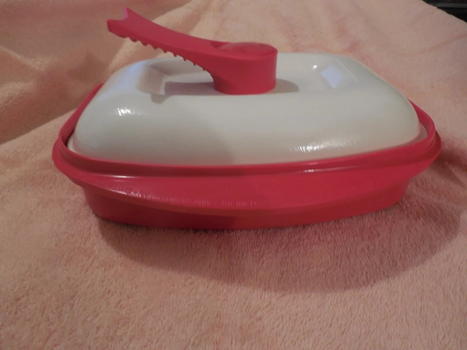 Cocina para horno microondas. Hecho en Corea con Tapa 860ml, 10", Rojo y Blanco!!!! Foto 3 de 4