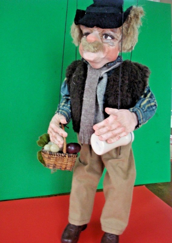 VINTAGE AMI LOUTKY MARIONETTE PUPPET HANDMADE POTTERY COLLECTORS PIECE