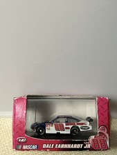2008 WINNERS CIRCLE 88 DALE EARNHARDT JR. Scale 1:87