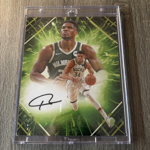 2025-2026 Under Wraps Emanate Giannis Antetokounmpo Green 8x10 Autograph #80/99