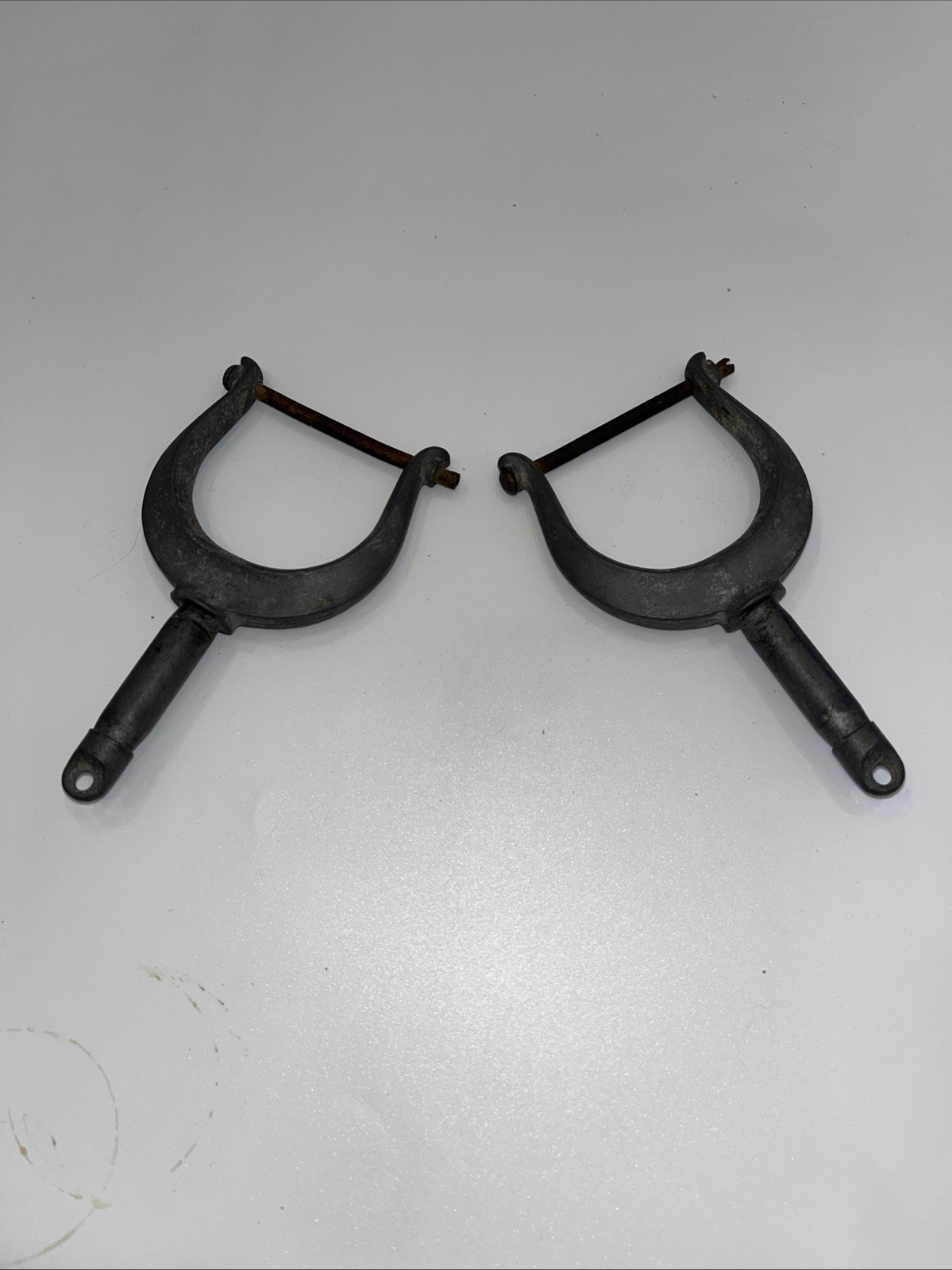 Pair Of Vtg Oar Locks Galvanized Horn Shaped 3” X 5.25” Usable Or Up cycle