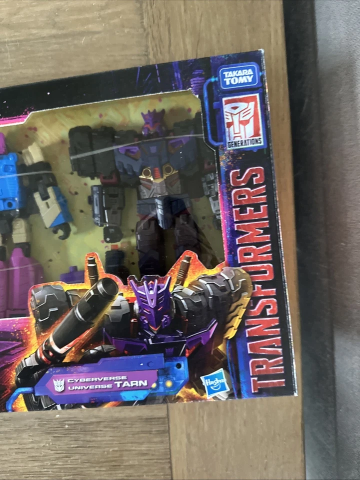 Hasbro Transformers Legacy: United Versus Multipack 4 pack - Image 4 of 4