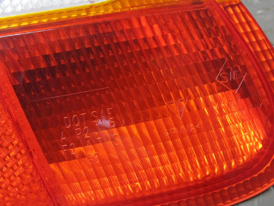 JUEGO DE 2 LUCES TRASERAS IZQUIERDA Y DERECHA PORSCHE BOXSTER 986 1997-2002 Foto 3 de 4