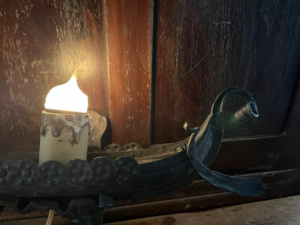 Aplique de pared dragón estilo gótico hierro fundido raro muy temprano luz 16” X 18” Foto 4 de 4