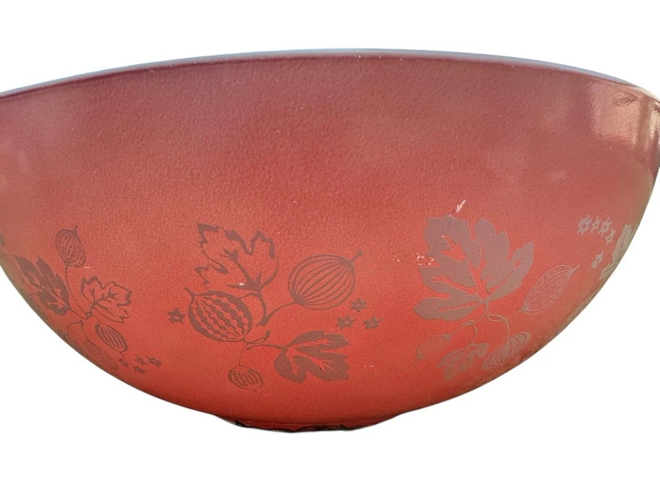 Pyrex Pink Gooseberry Cinderella Mixing Bowl 444 4QT Nesting Bowl Vintage - Image 3 of 4