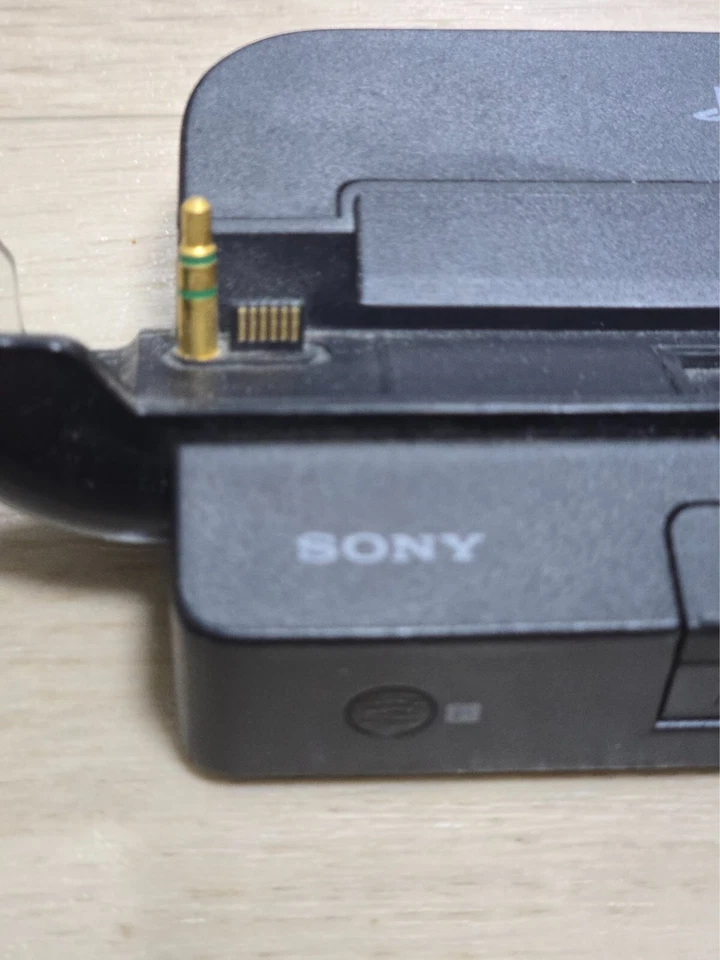 SONY PSP-S400 For PSP 2000 / 3000 Cradle - Image 2 of 4