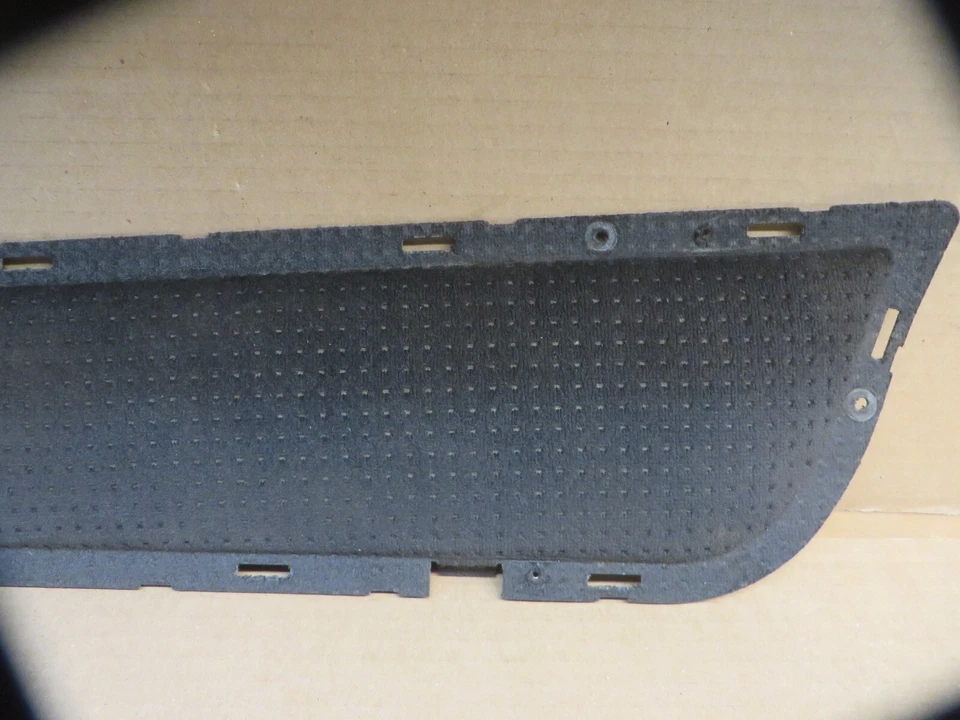 PANEL DE PUERTA DE PASAJERO LINCOLN MARK VII ALMOHADILLA DE TERCIOPELO + BISEL DE INTERRUPTOR - NEGRO Foto 2 de 4