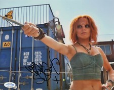 Stephanie Leonidas Defiance Autographed Signed 8x10 Photo ACOA