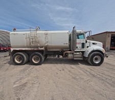 2008 Peterbilt 340 4000 Gallon Water Truck