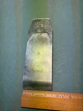 SAMUEL NEWBOULD PLANE IRON AND CHIP BREAKER