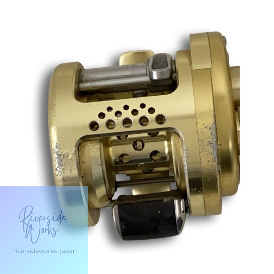 Shimano Calcutta Conquest 200 RH440 Gold Baitcasting Reel Japan
