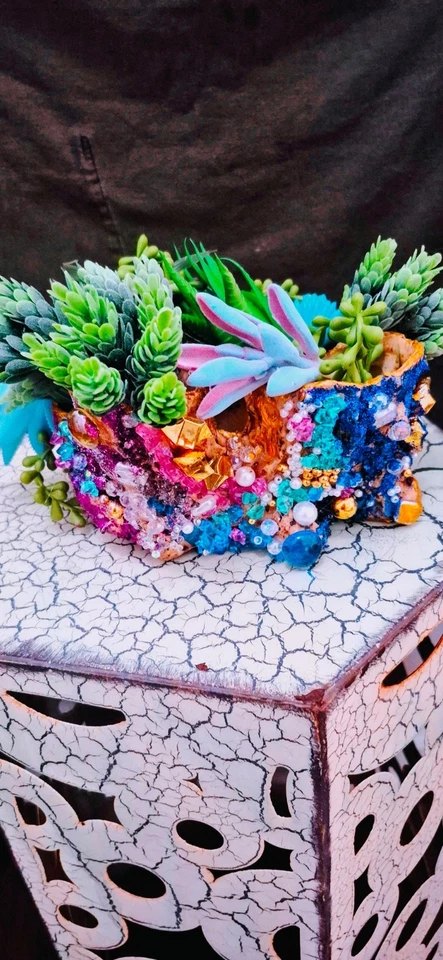 Maceta suculenta de madera a la deriva pintada metálica embellecida. Único en su clase. Foto 3 de 4