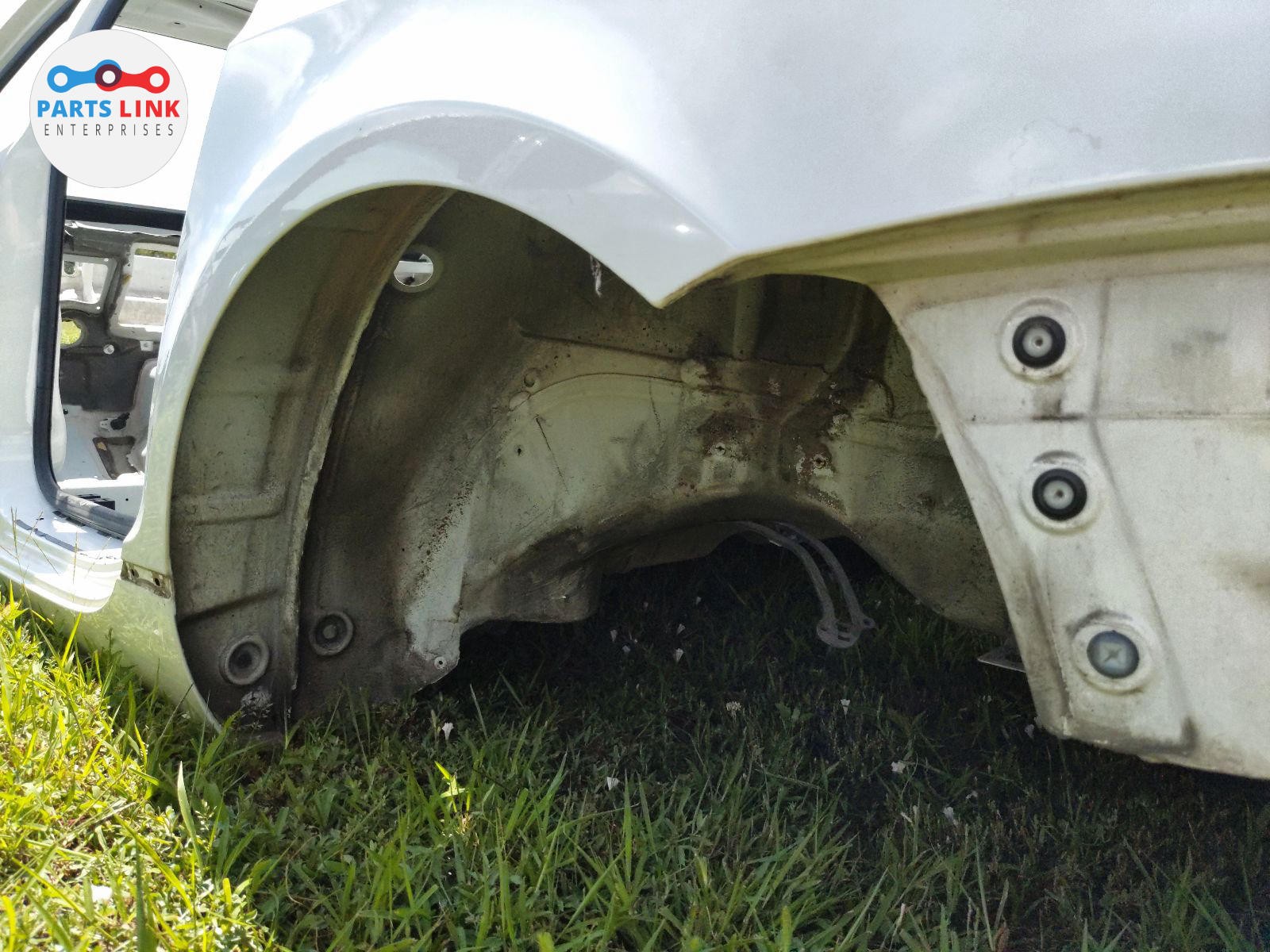 06-12 BENTLEY CONTINENTAL FLYING SPUR REAR LEFT QUARTER FENDER PANEL CUT 3W2 4DR