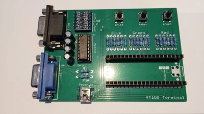 ANSI VT100 / VT52 RS232 Kit progetto terminale seriale per Raspberry Pi Pico -costruito